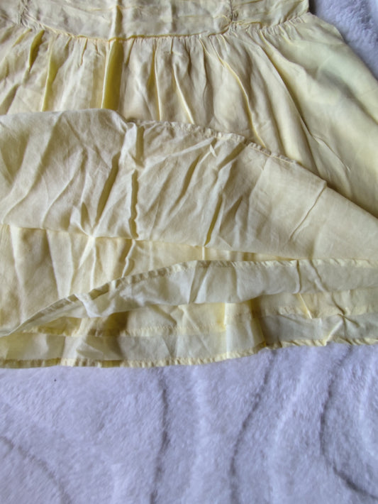 Jupe courte jaune pastel – Cache Cache – T. 36