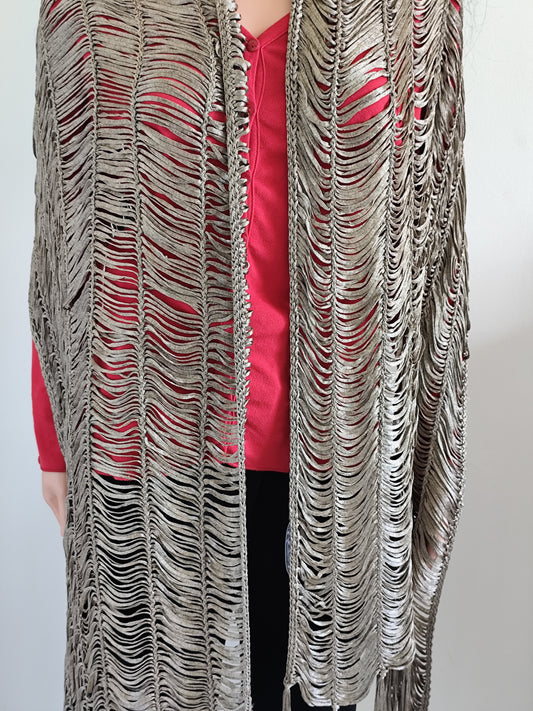 Écharpe/etole longue ajourée dorée métallisée Diktons.