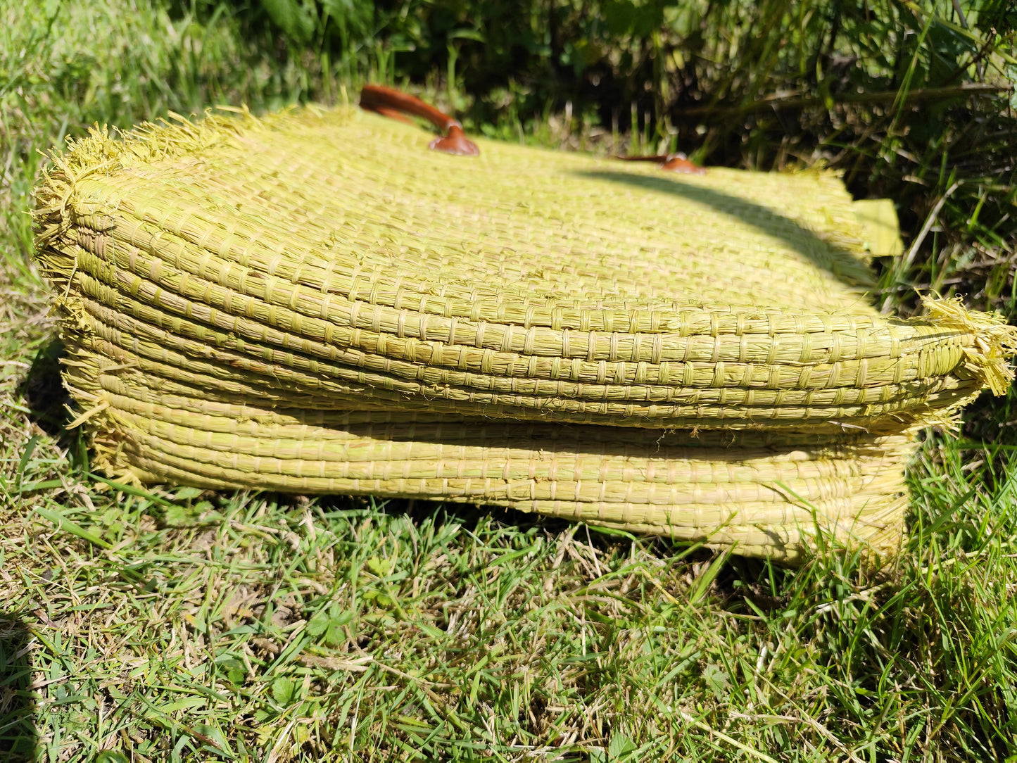 Sac cabas structuré vert anis – fermeture zippée – 32x34x13 cm