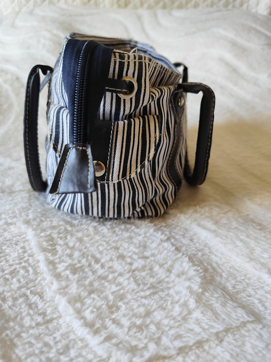 Sac Cabas Rayé en Toile – Noir & Blanc – Style Casual Chic