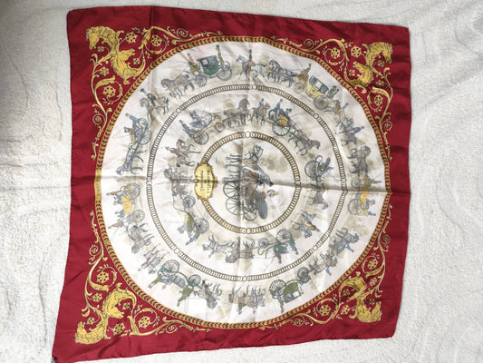 Carré en soie imprimé rouge et or vintage – Hermès Paris