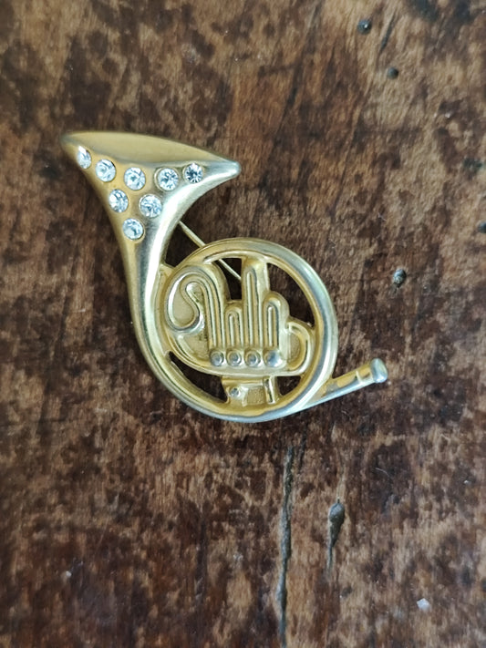Broche vintage cor de chasse dorée avec strass