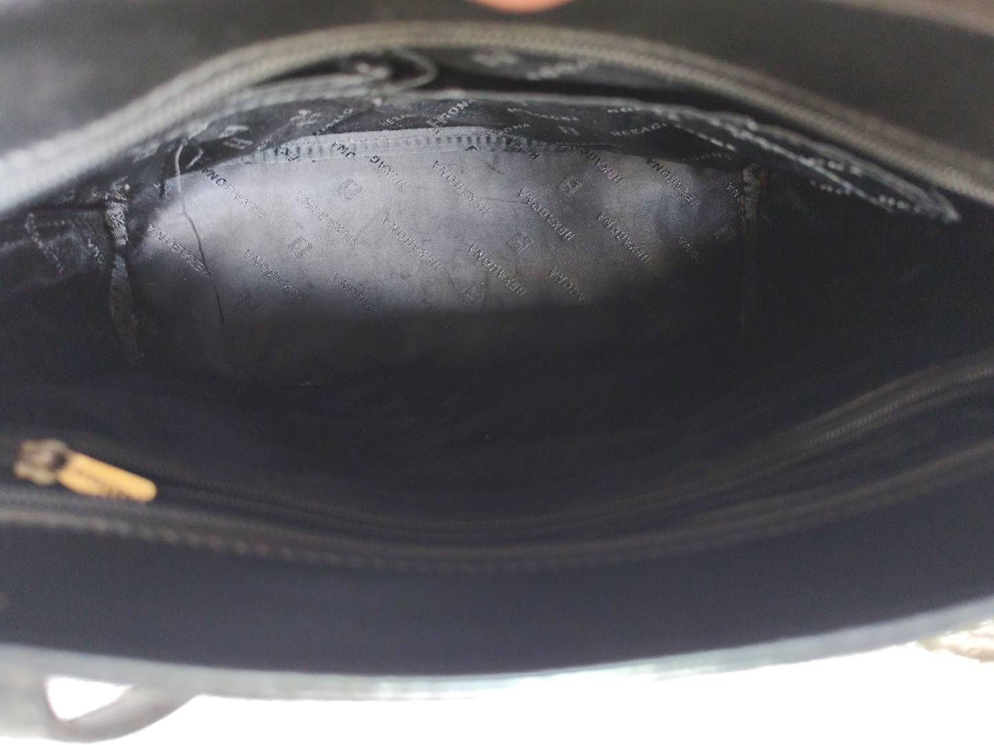 Sac cabas en cuir noir Hexagona