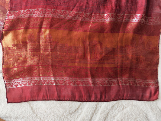 Étole en soie chatoyante avec tissu imprimé et brodé - 180 × 55 cm