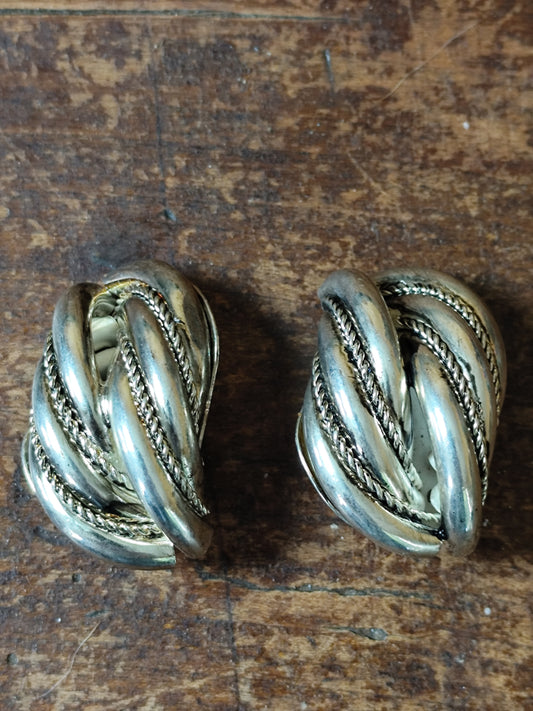 Boucles d’oreilles torsadées argentées à clip – Vintage années 70/80