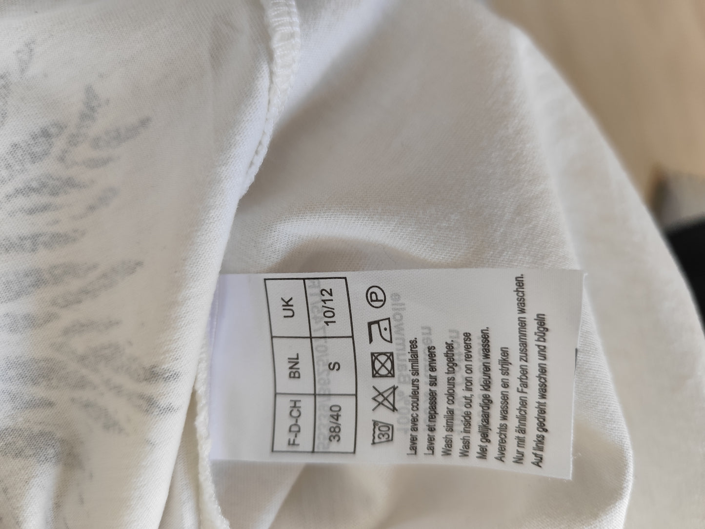 🤍 Damart Long T-shirt – 100% Cotton & Floral Pattern – Size 38/40