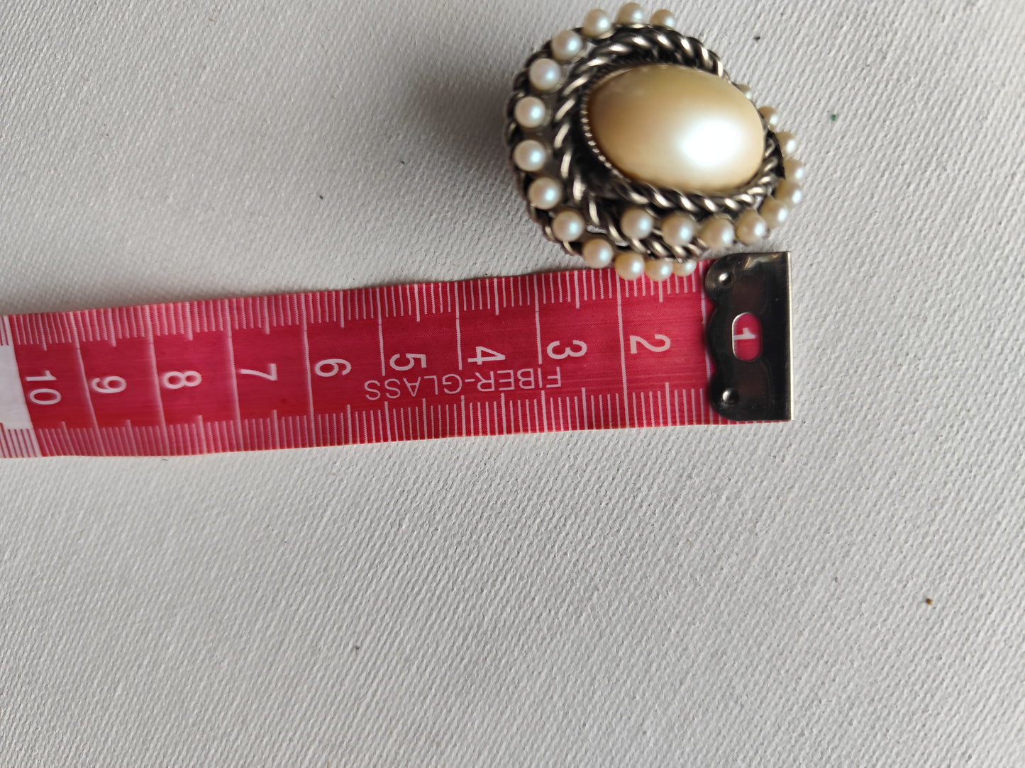 Boucles d’Oreilles Vintage Clip – Perles & Métal Doré Vieilli ✨💎