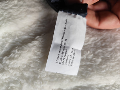 Sac Bandoulière Bleu Marine – Élégance et Praticité au Quotidien