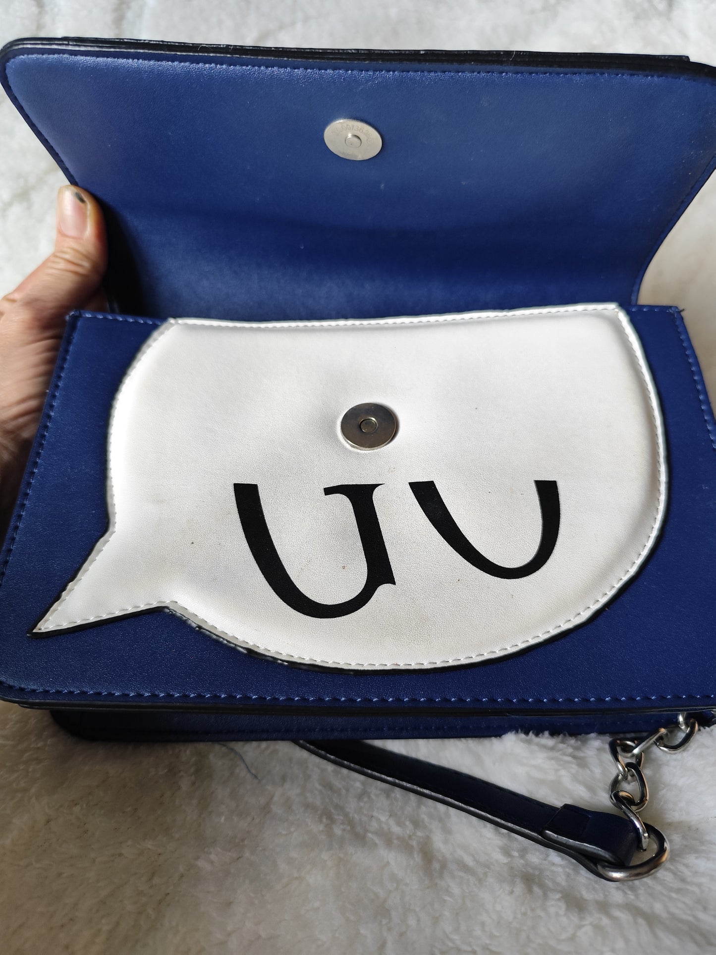 Sac Bandoulière Bleu avec Motif GO – Look Fun et Tendance