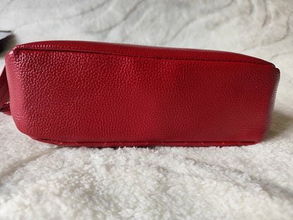 Sac Bandoulière Rouge Matelassé – Élégance et Tendance Intemporelle