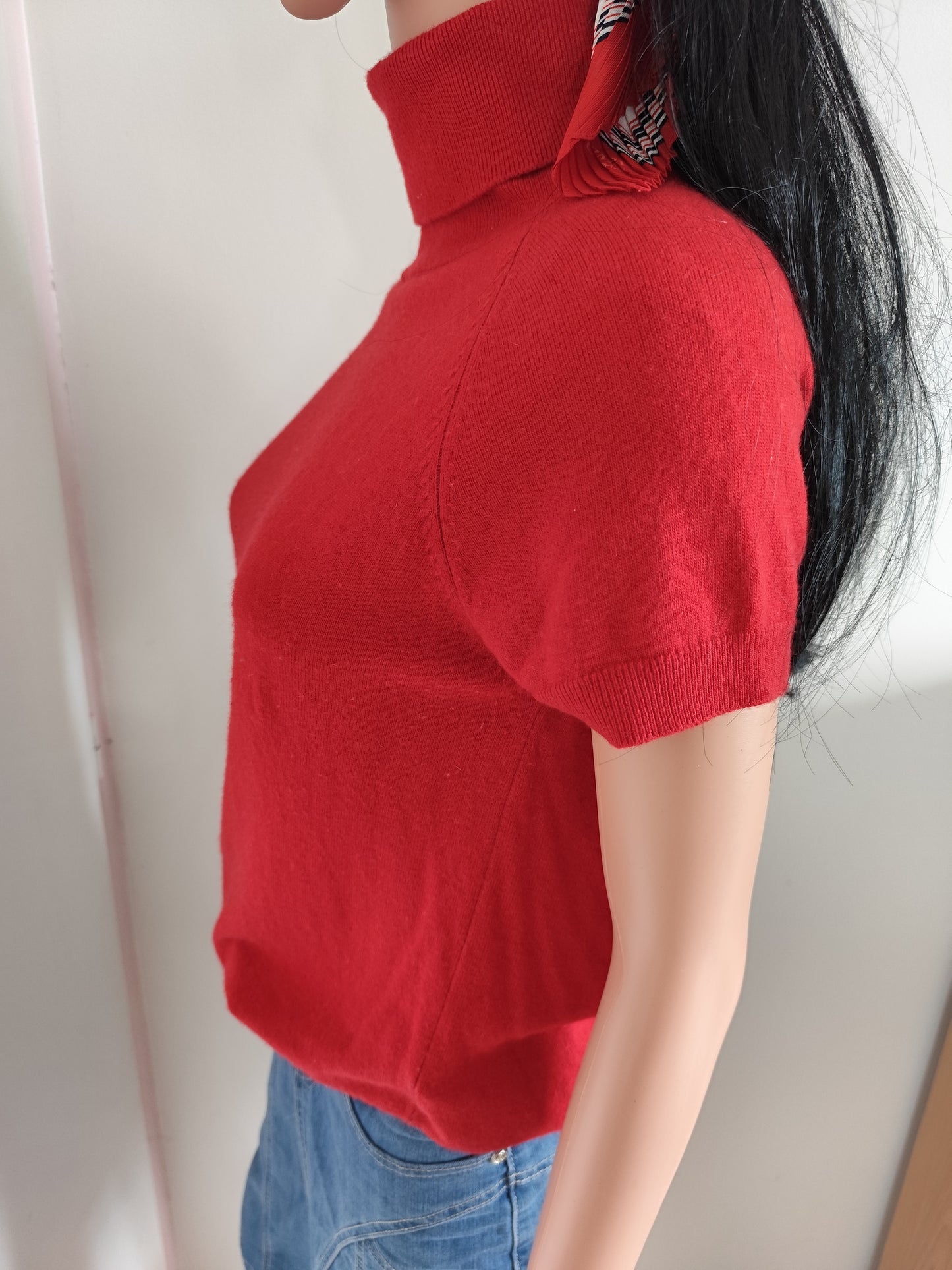 🔥 Pull Rouge Col Montant Benetton – Douceur & Élégance - Taille 38/40