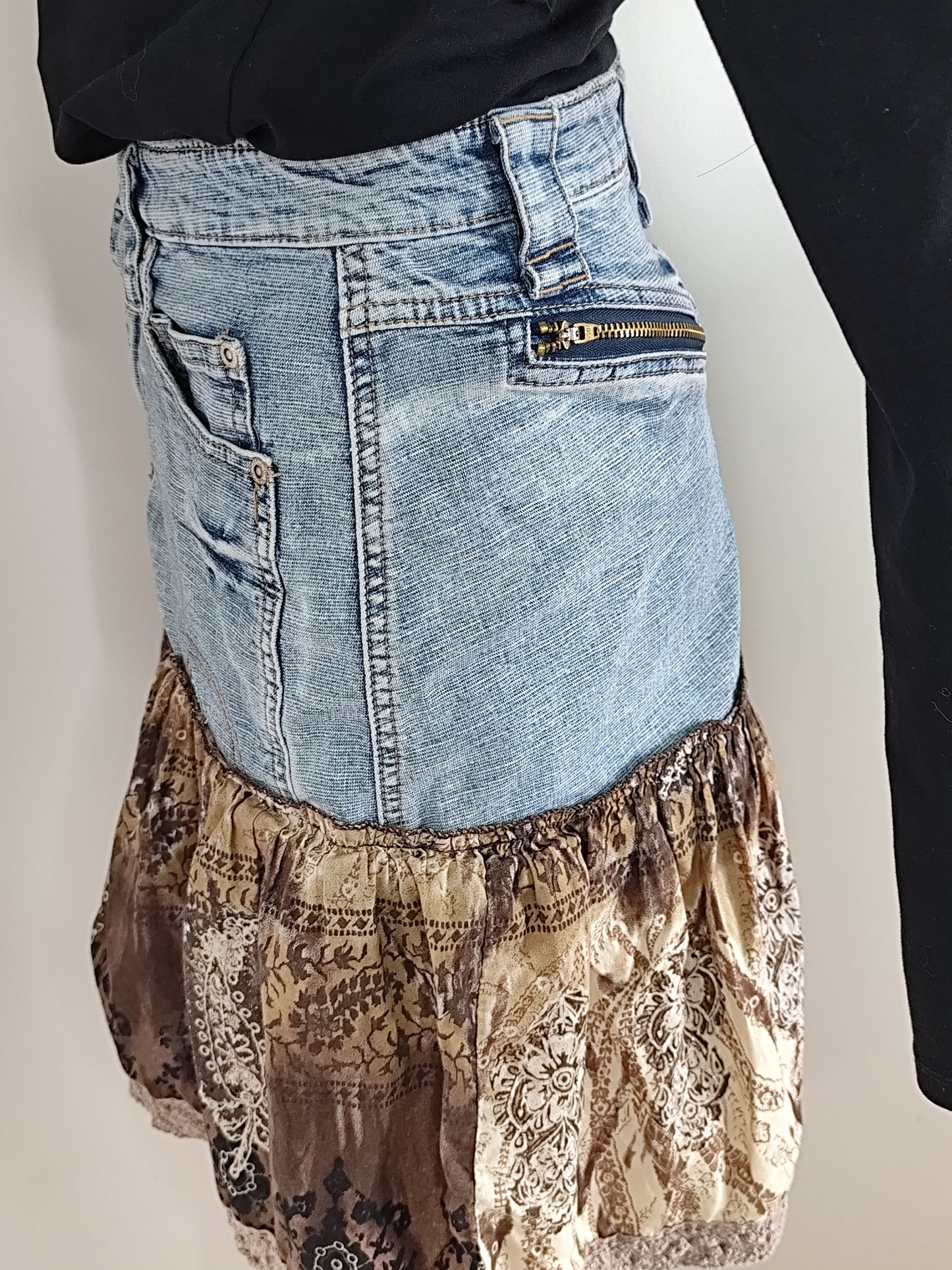 Jupe en Jean & Dentelle Choklate Paris – Style Bohème Chic - Taille 40