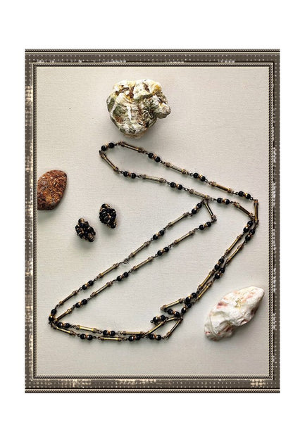 Parure Vintage Années 80/90 – Collier Sautoir & Boucles d’Oreilles – Perles Bleu Nuit & Doré