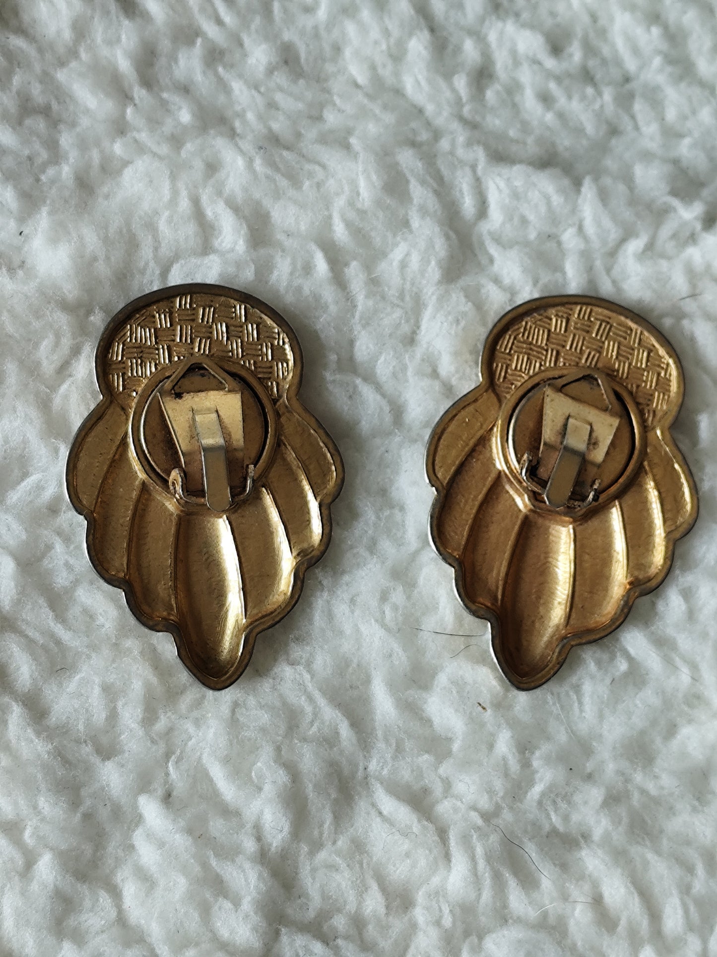 Boucles d’oreilles vintage dorées et noires – années 80/90