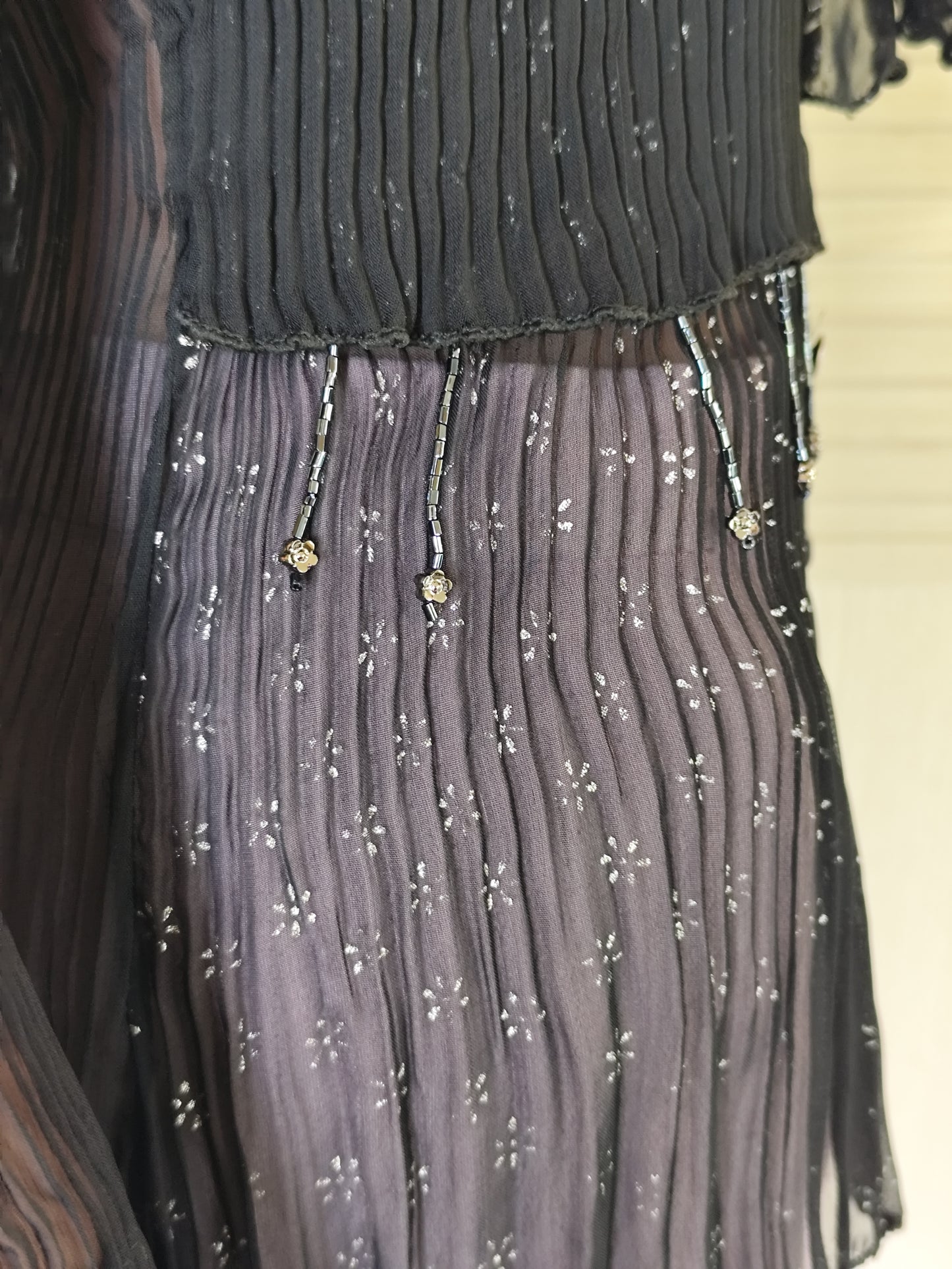 Chemisier noir plissé et perlé Lusa - Style romantique chic - Taille 38/40