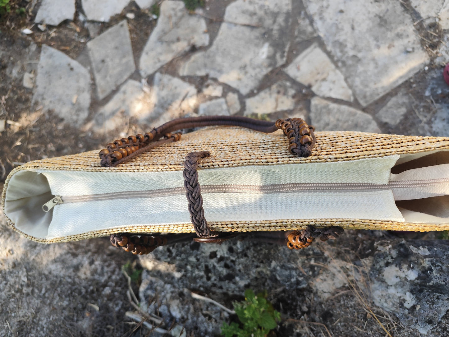 Sac panier avec perles en fibres naturelles