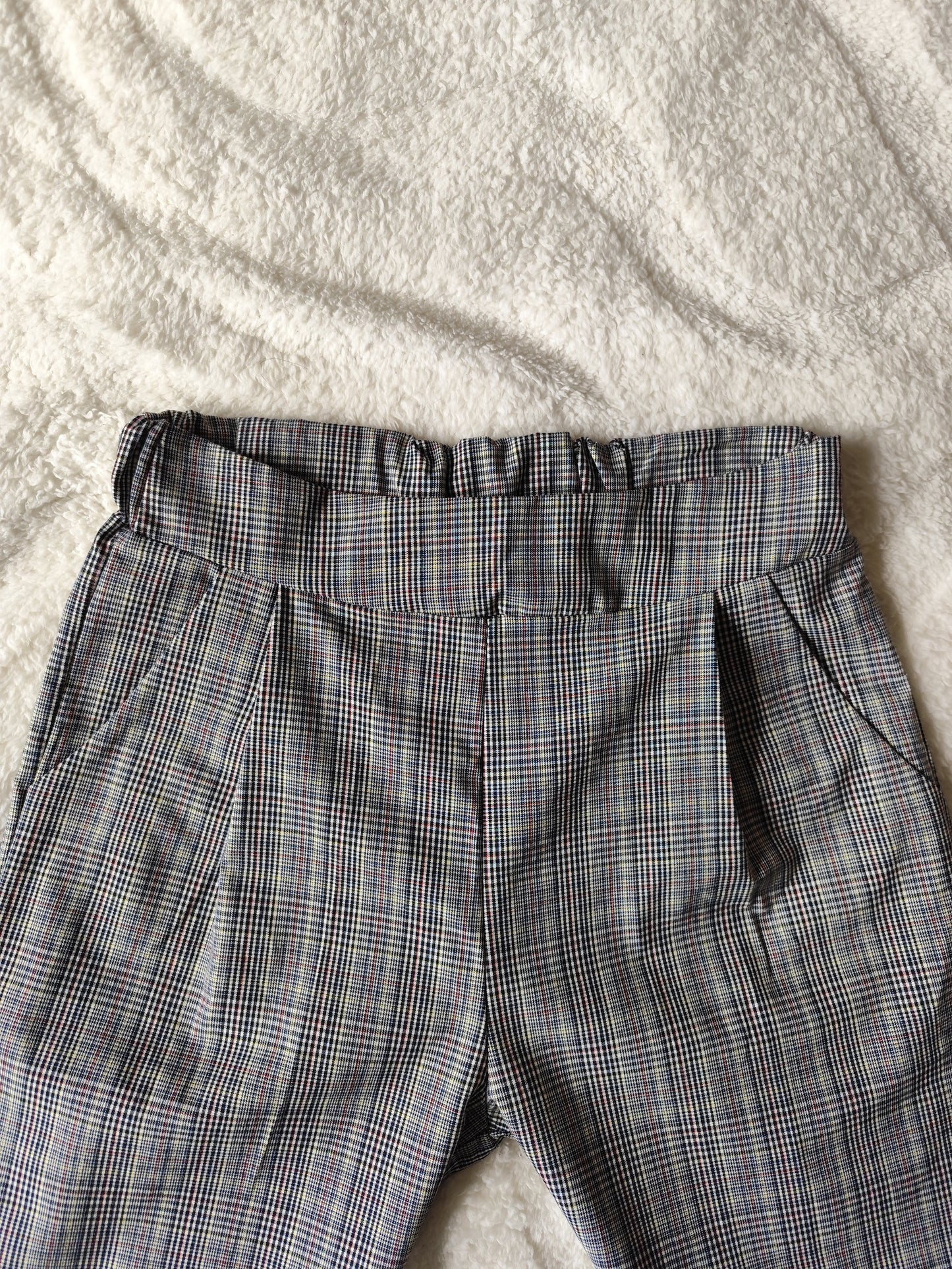 Pantalon léger à carreaux made in Italy – taille S