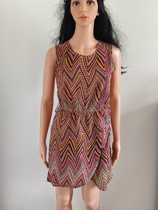 Robe géométrique colorée 100% coton – Taille 38/40