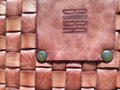 Sac bandoulière Biba en cuir tressé marron
