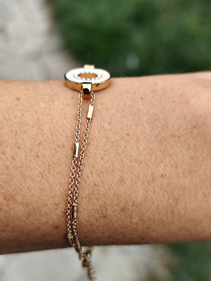 Bracelet vintage doré fin avec pendentif rond nacré