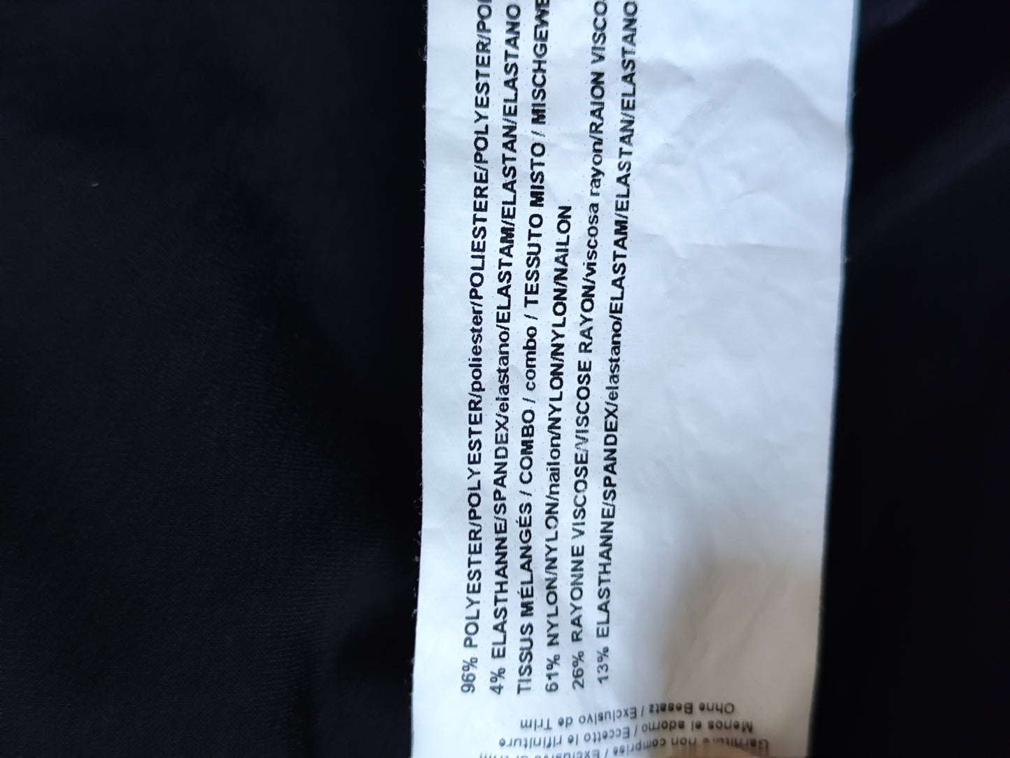 Top noir épaules dénudées manches dentelle – Joseph Ribkoff – taille 40