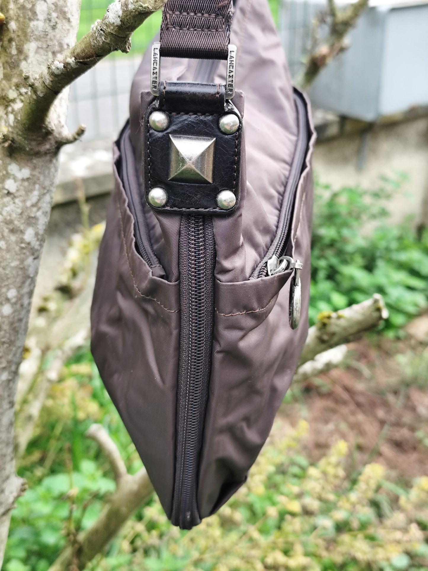 Sac bandoulière Lancaster marron chocolat en toile