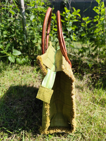 Sac cabas structuré vert anis – fermeture zippée – 32x34x13 cm