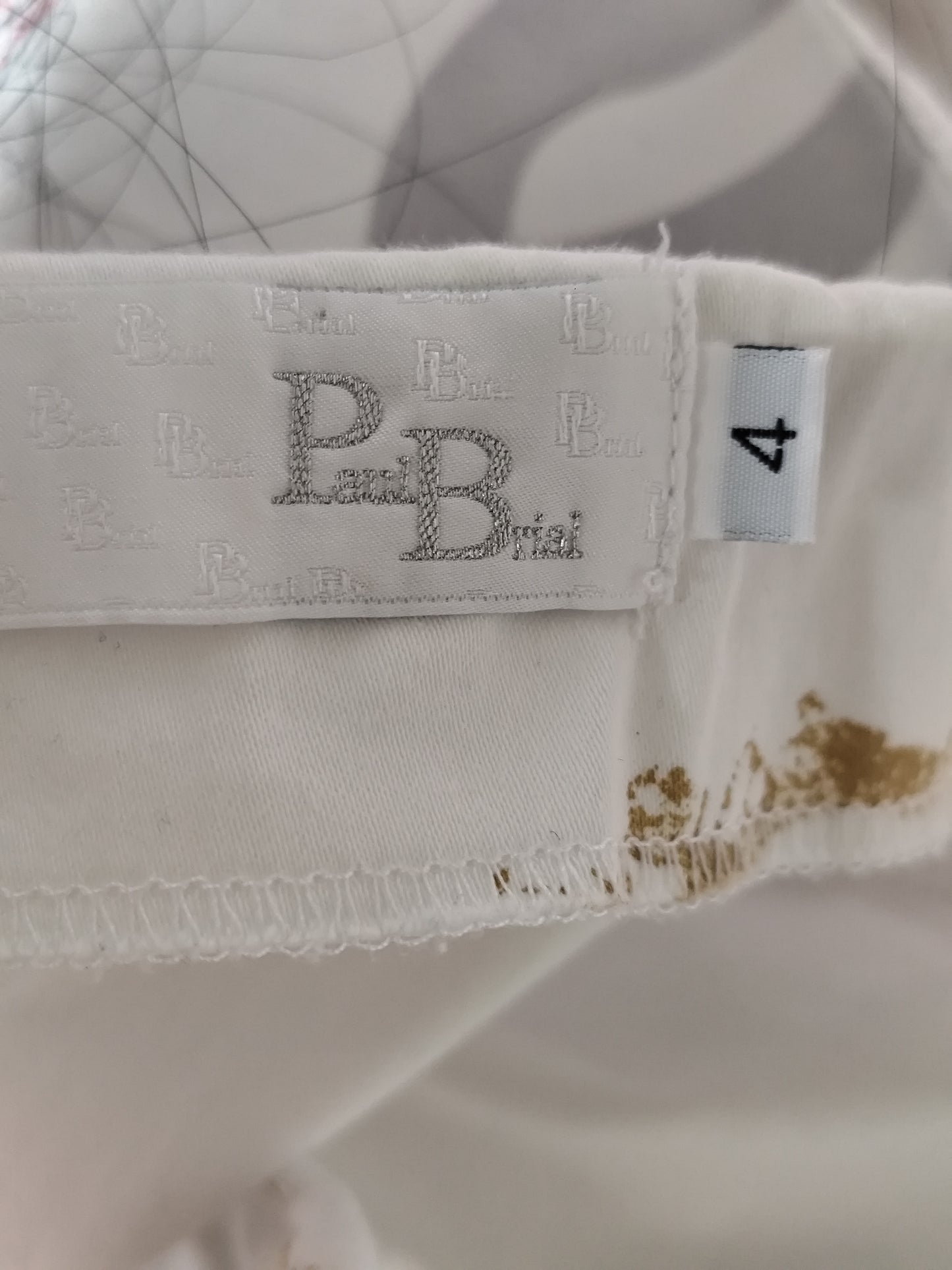 Tailleur Paul Brial – motif floral rouge & chocolat – Taille 3/40 haut et 4/42 jupe