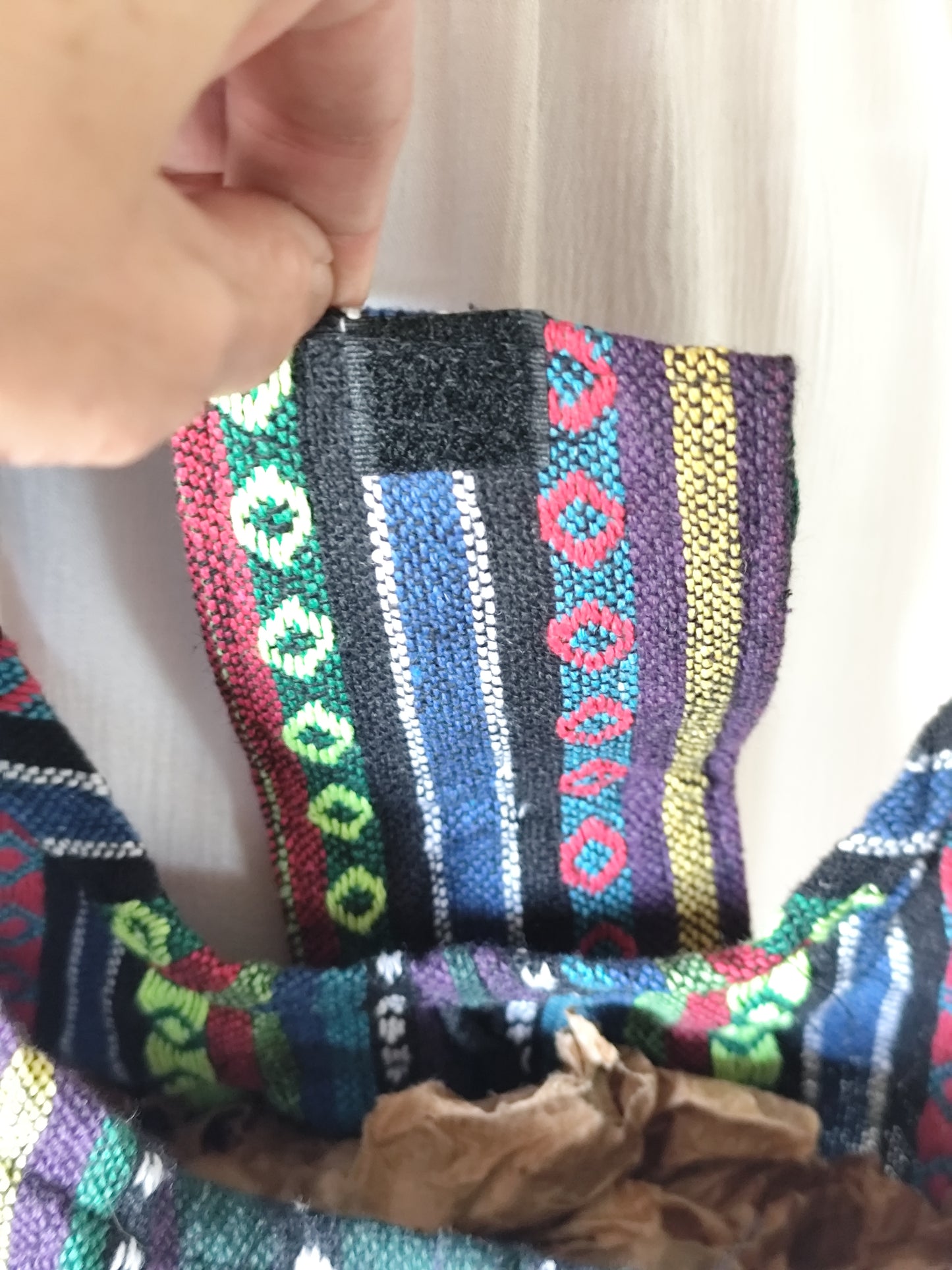 Sac besace ethnique en toile tissée multicolore et broderies - 29 x 34 cm