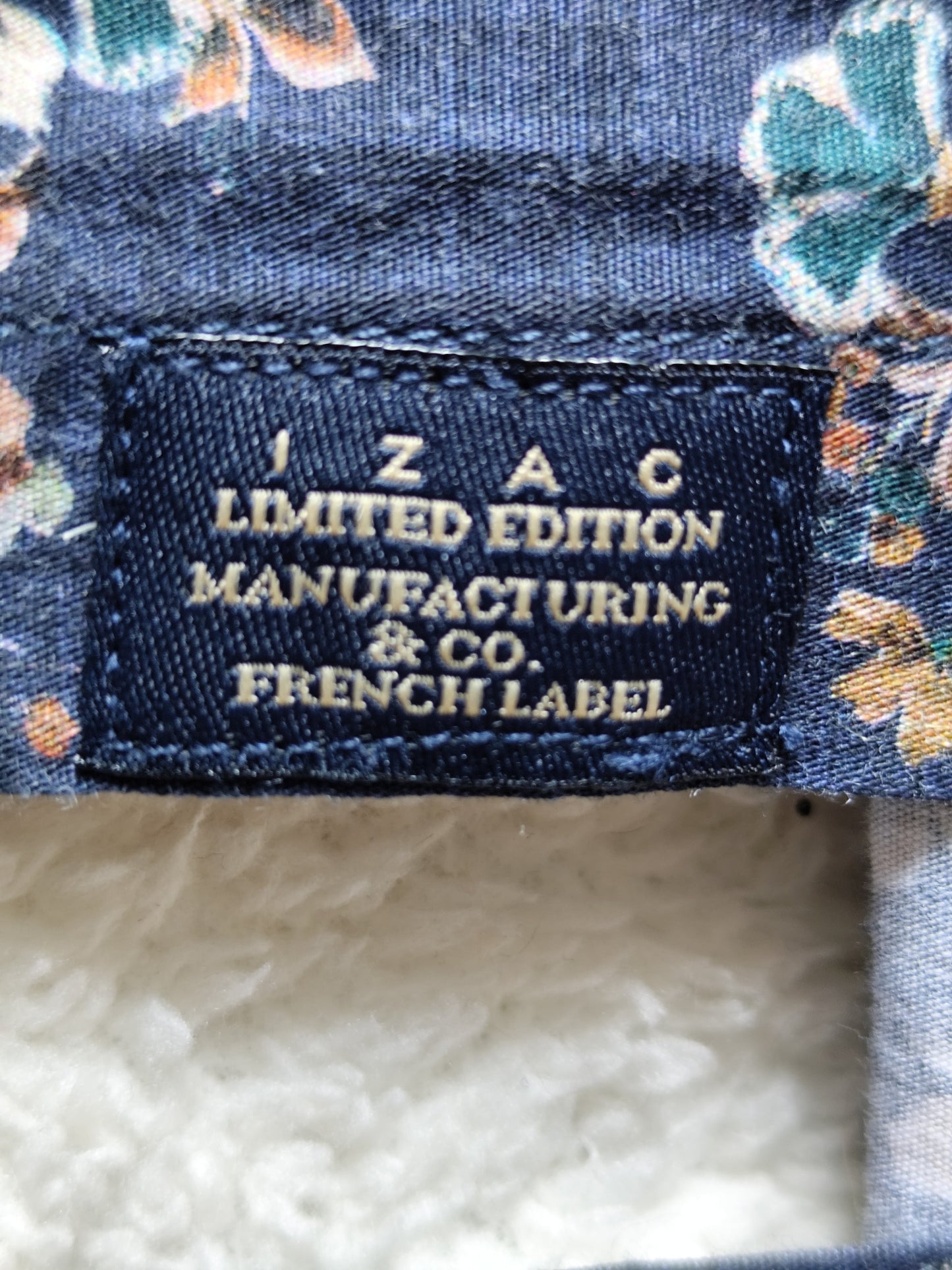 Chemise Izac Limited Edition – bleu marine à fleurs – T. L