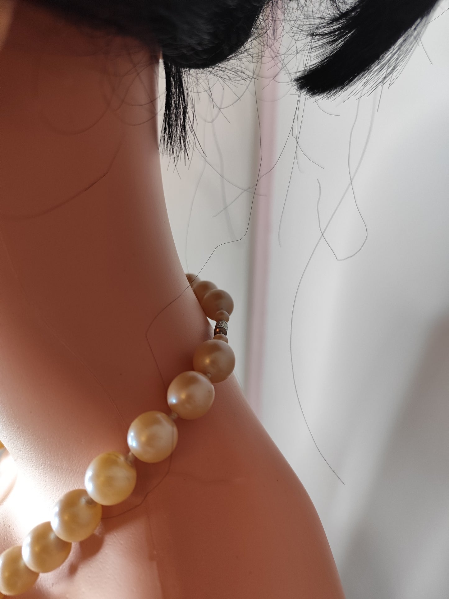 ✨ Collier Vintage Perles Imitation – Fermoir Argenté Strass – Élégance Intemporelle