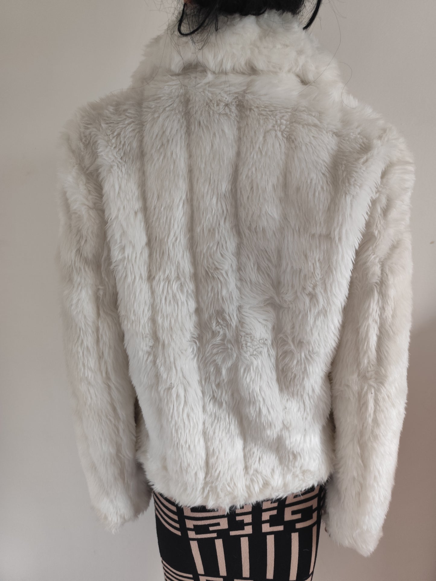 Veste fausse fourrure blanche Ici et Maintenant – T. 38