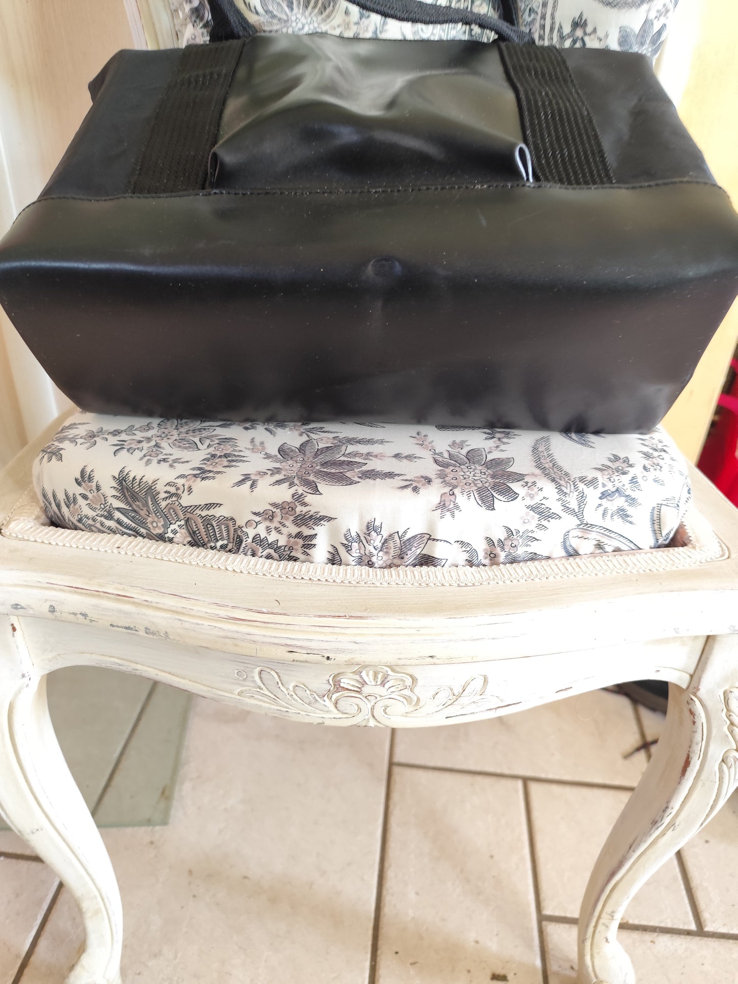 Grand cabas noir en toile – fond rigide amovible – 32 × 35 × 14 cm