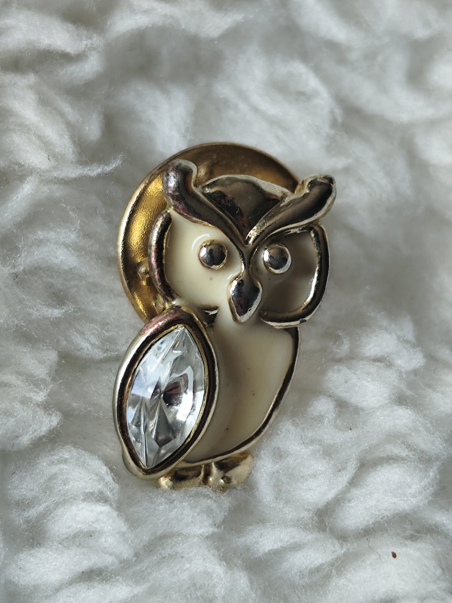 Pin's hibou en métal doré