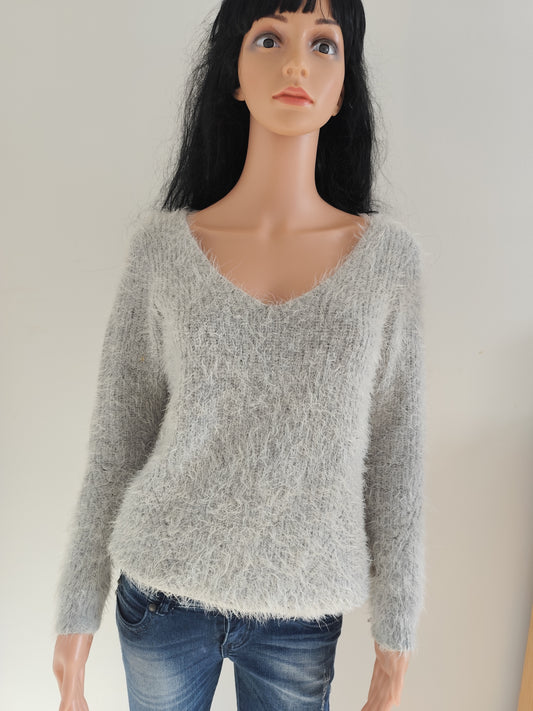 Pull duveteux gris clair Cache Cache – T. 40 &nbsp;(convient 38/40)