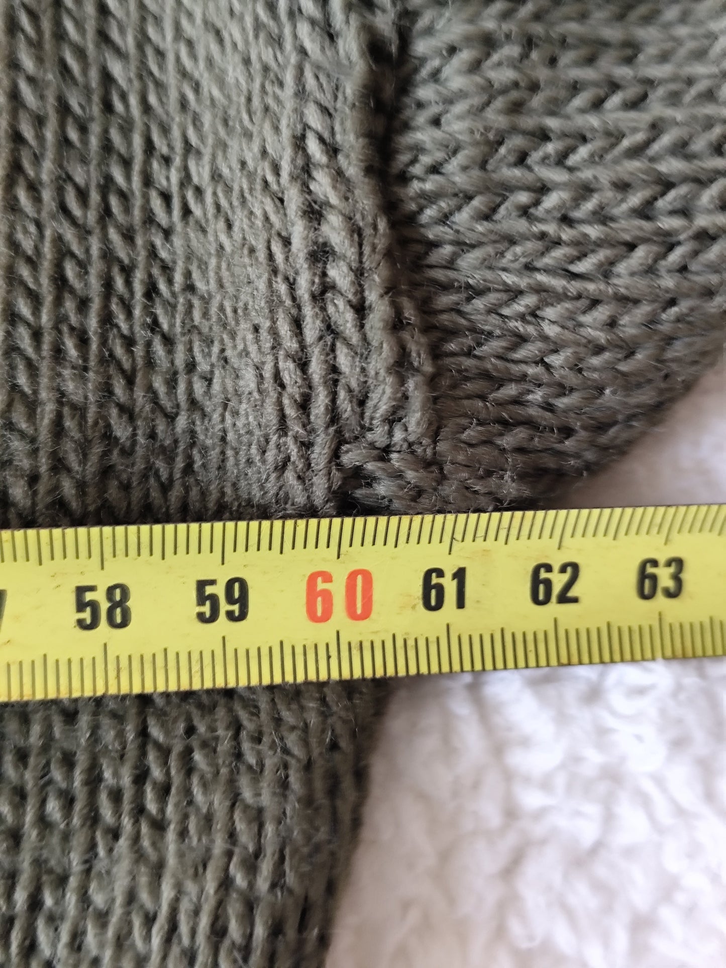 Pull kaki à cœurs – Made in Italy – Taille oversize 42 au 48