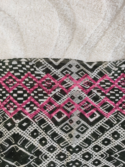 Etole châle kaki et rose motifs géométriques – 170 x 101 cm