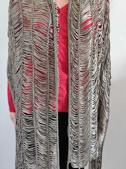 Écharpe/etole longue ajourée dorée métallisée Diktons.