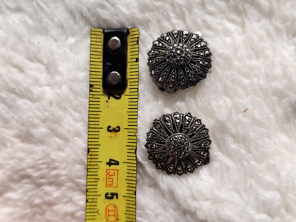 Clips d’oreilles vintage en argent massif 800/1000 – décor strass