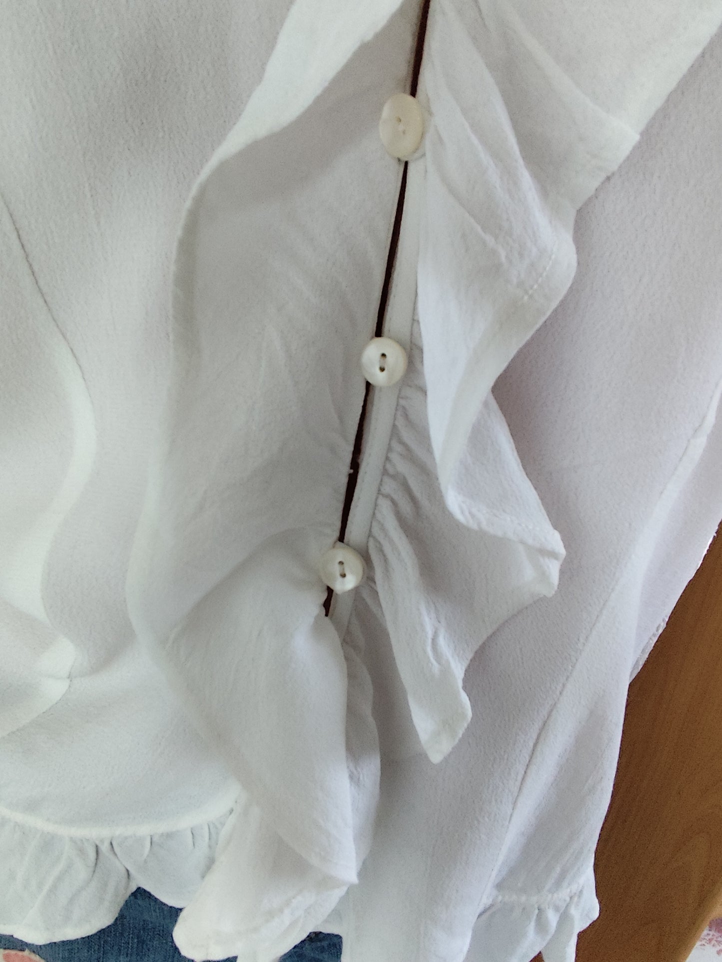 🤍 Chemisier Blanc Élégant Together – Détails Ajourés & Volants - Taille 38/40