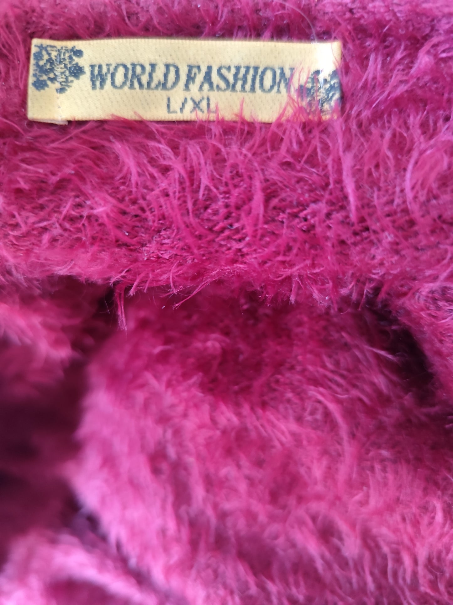 Gilet bordeaux doux – World Fashion – taille estimée 38/40