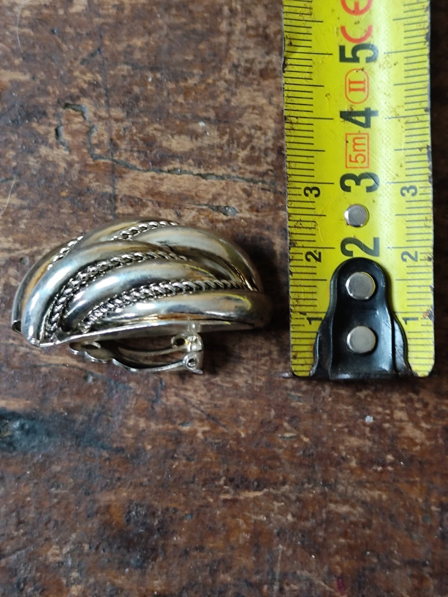 Boucles d’oreilles torsadées argentées à clip – Vintage années 70/80