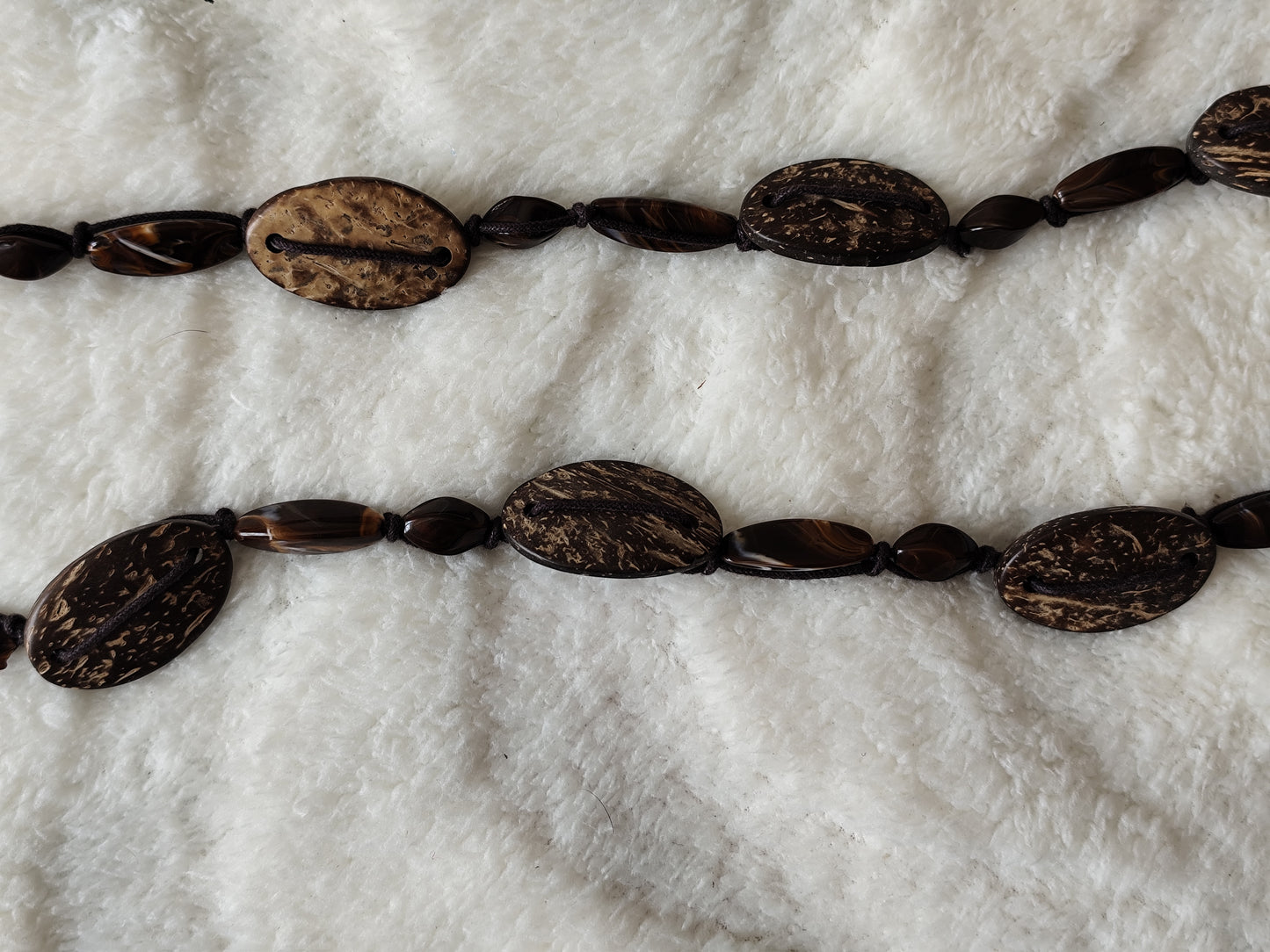 Ceinture perles bois foncées – Longueur maxi, style garanti - 105 cm