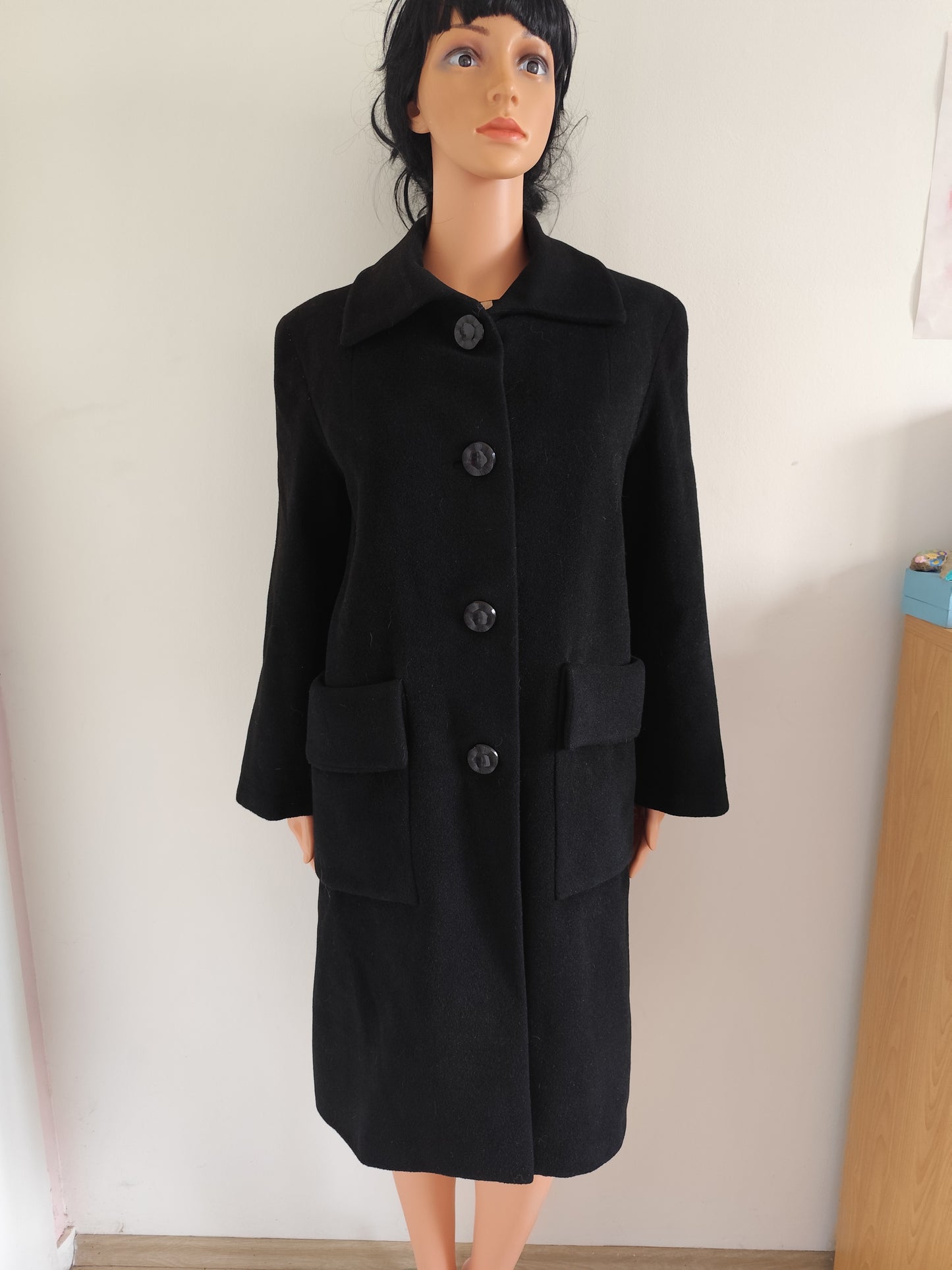 Manteau noir long vintage  – Taille  40/42