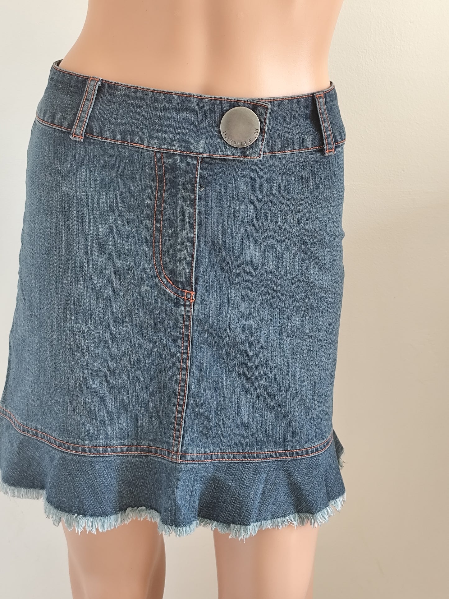 Jupe en jean Y2K volantée – Pastille Menthe – T. 36
