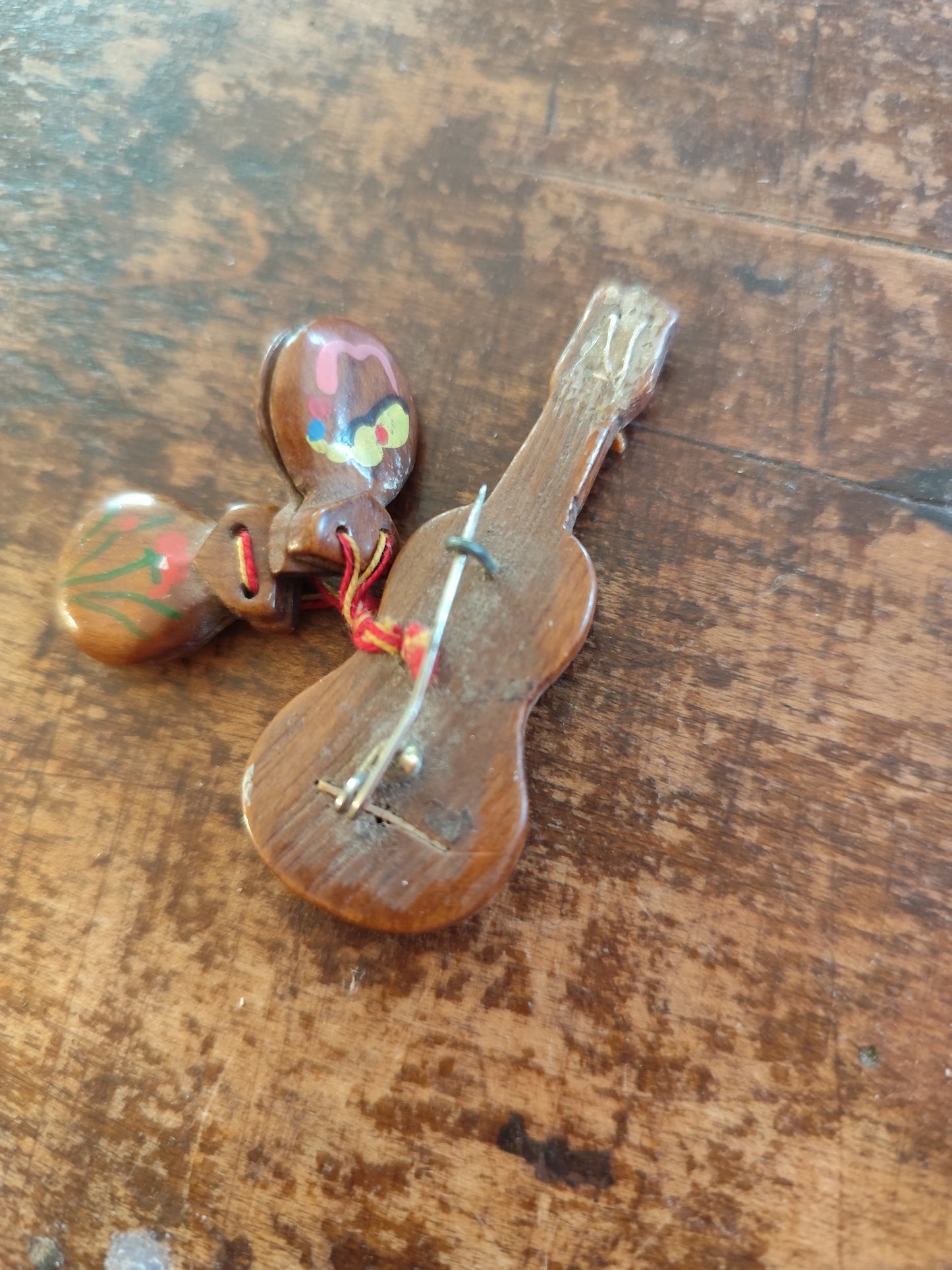 Broche vintage guitare & castagnettes