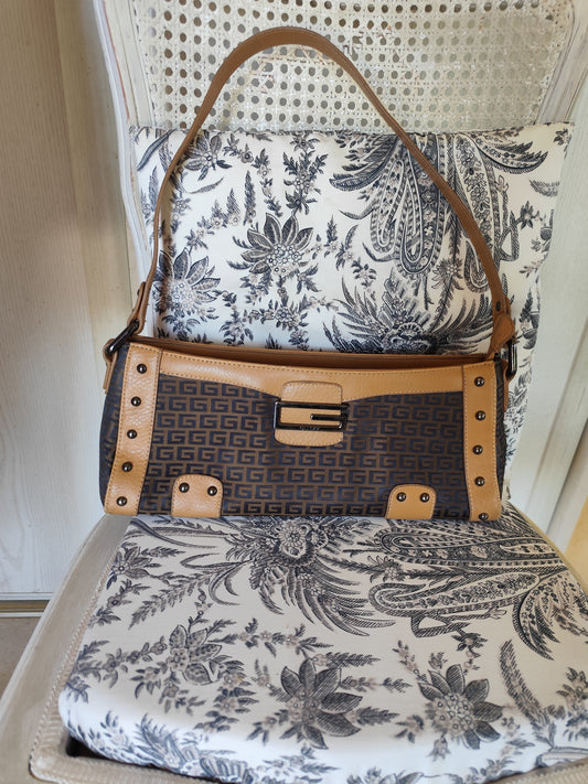 Sac à main porté épaule Glitzy - Imprimé monogramme et finitions camel