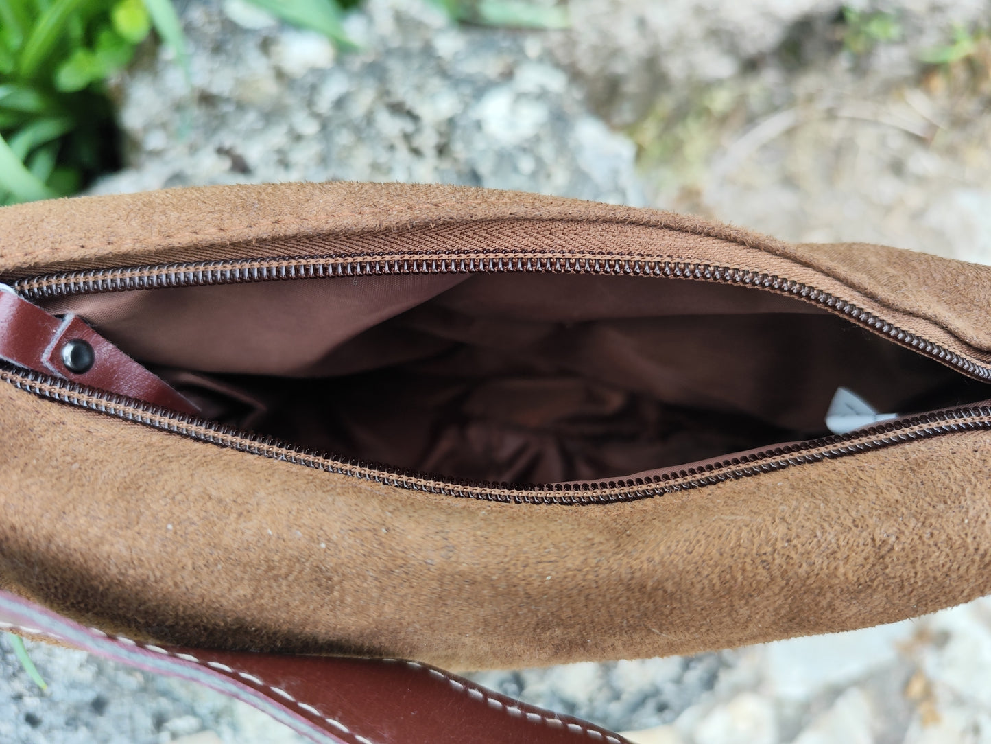 Sac épaule style suédine marron - petit format vintage