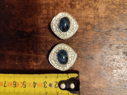 Clips d’oreilles dorés à cabochon bleu marbré – Années 80