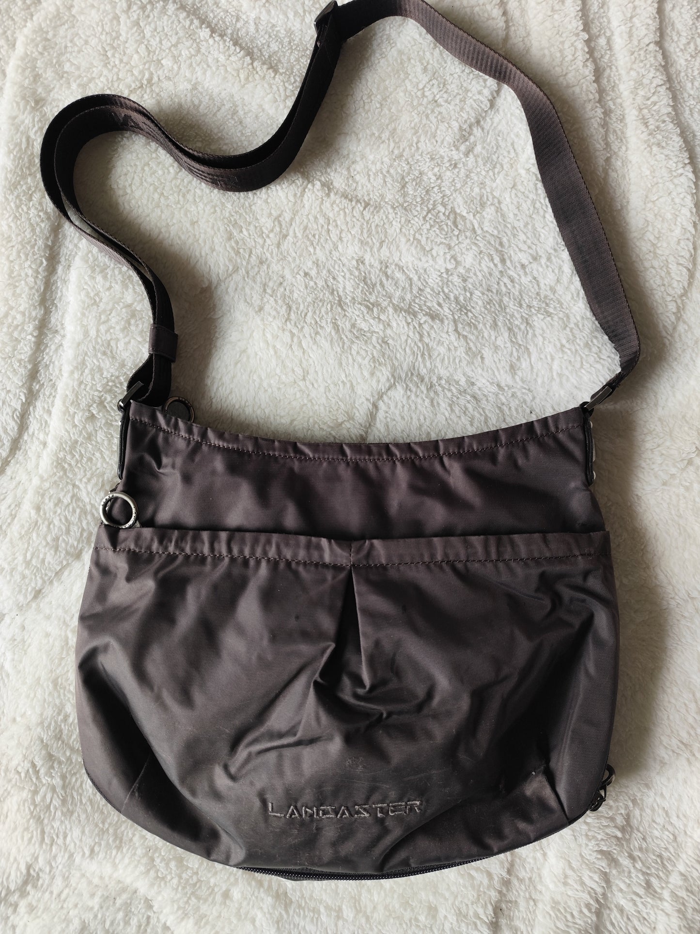 Sac bandoulière Lancaster marron chocolat en toile